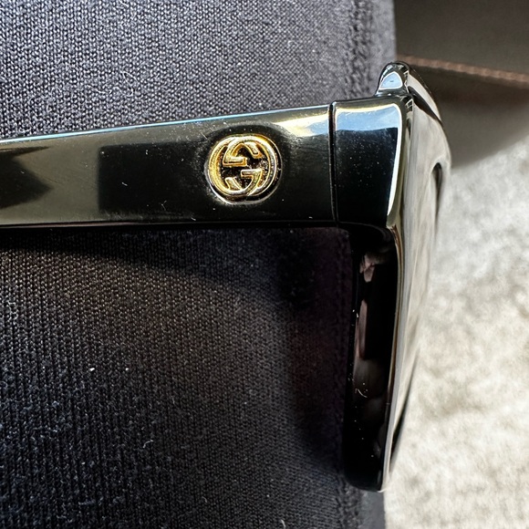 Gucci Sunglasses. Black Unisex. Style # GG 3783 - Picture 7 of 11